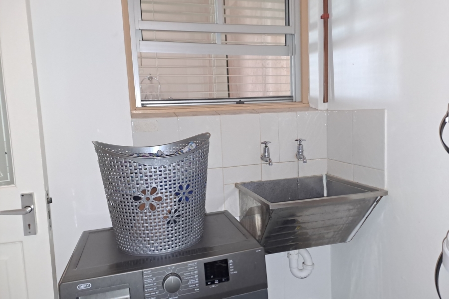 3 Bedroom Property for Sale in Summerstrand Eastern Cape